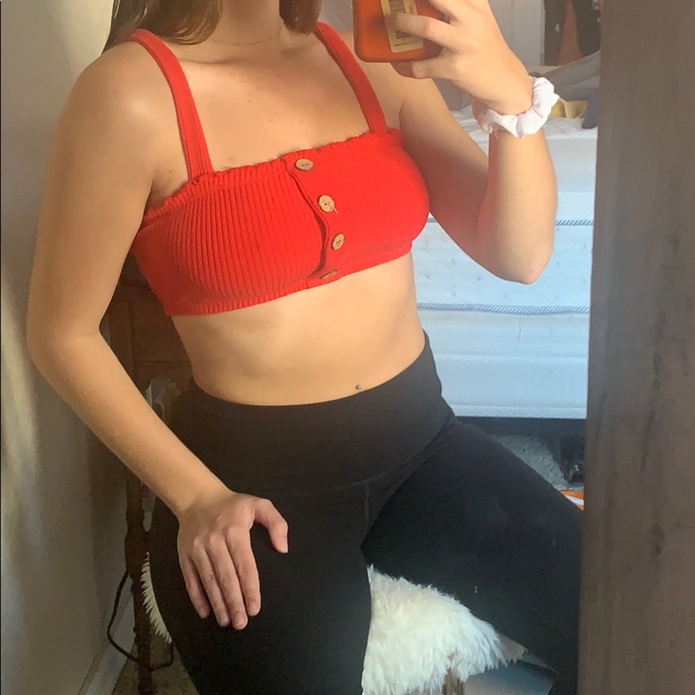 CUTEST CROP TOP EVER